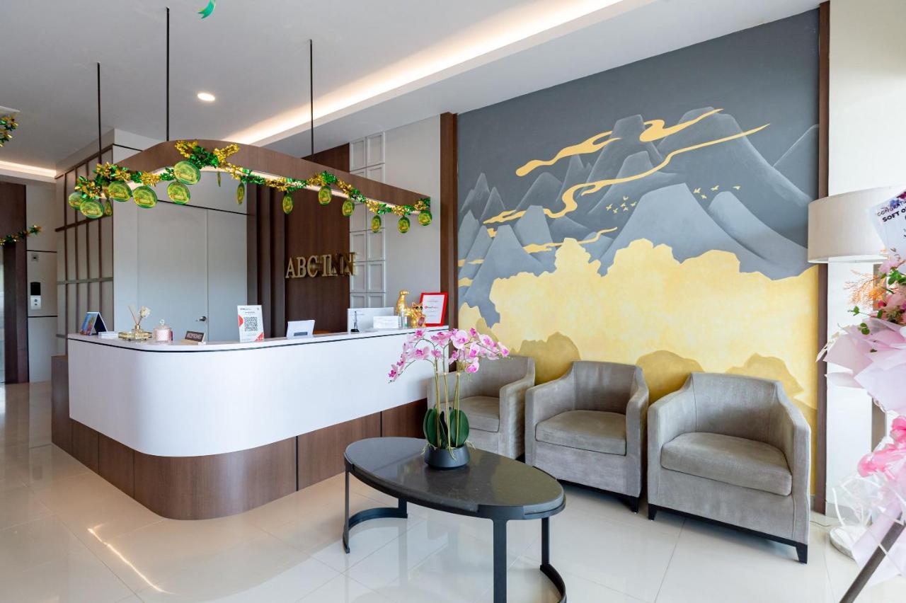 Reddoorz Plus At Komplek Abc Batu Aji Batam Kubuk Экстерьер фото